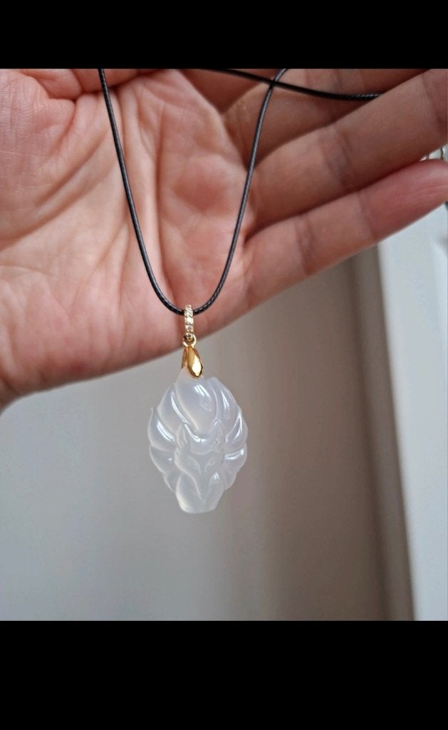 Natural  Agate Nine Tailed Fox Pendant Chalcedony, Ophalen, Zo goed als nieuw, Overige kleuren, Overige materialen