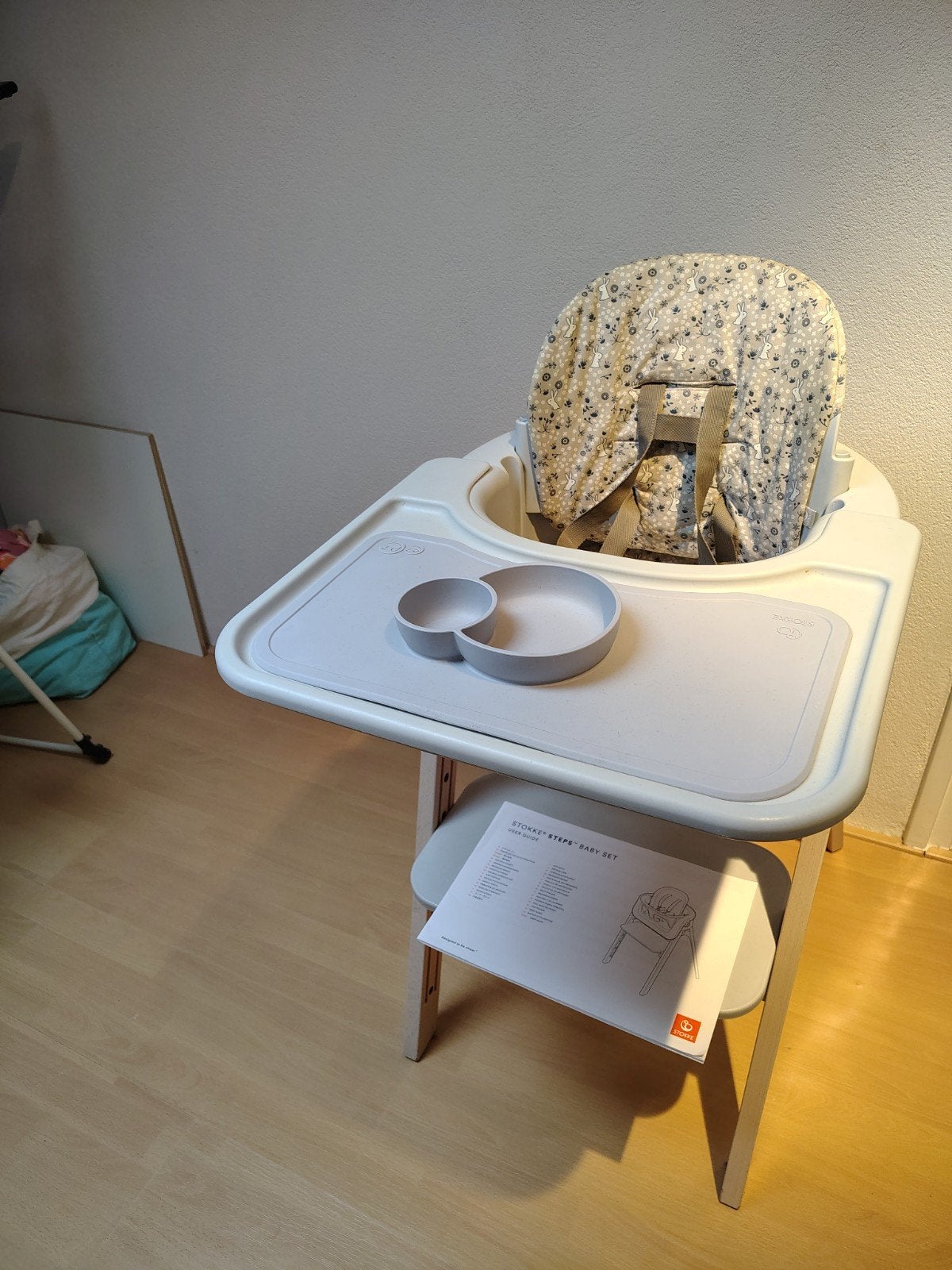 Complete Stokke Steps set, grijs met hout, met accessoires!, Ophalen, Gebruikt, Meegroeistoel, Afneembaar eetblad