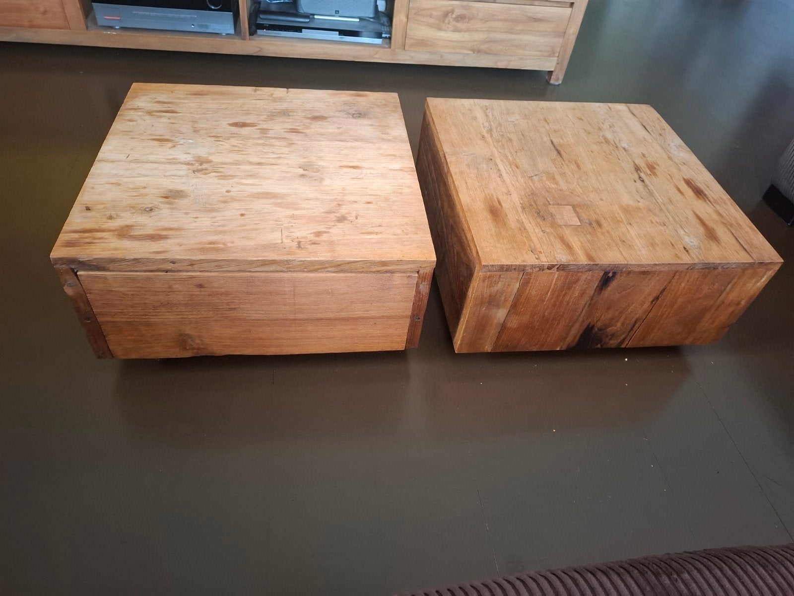 Teakhouten tafeltjes met lade, Ophalen, Gebruikt, 50 tot 100 cm, 50 tot 100 cm
