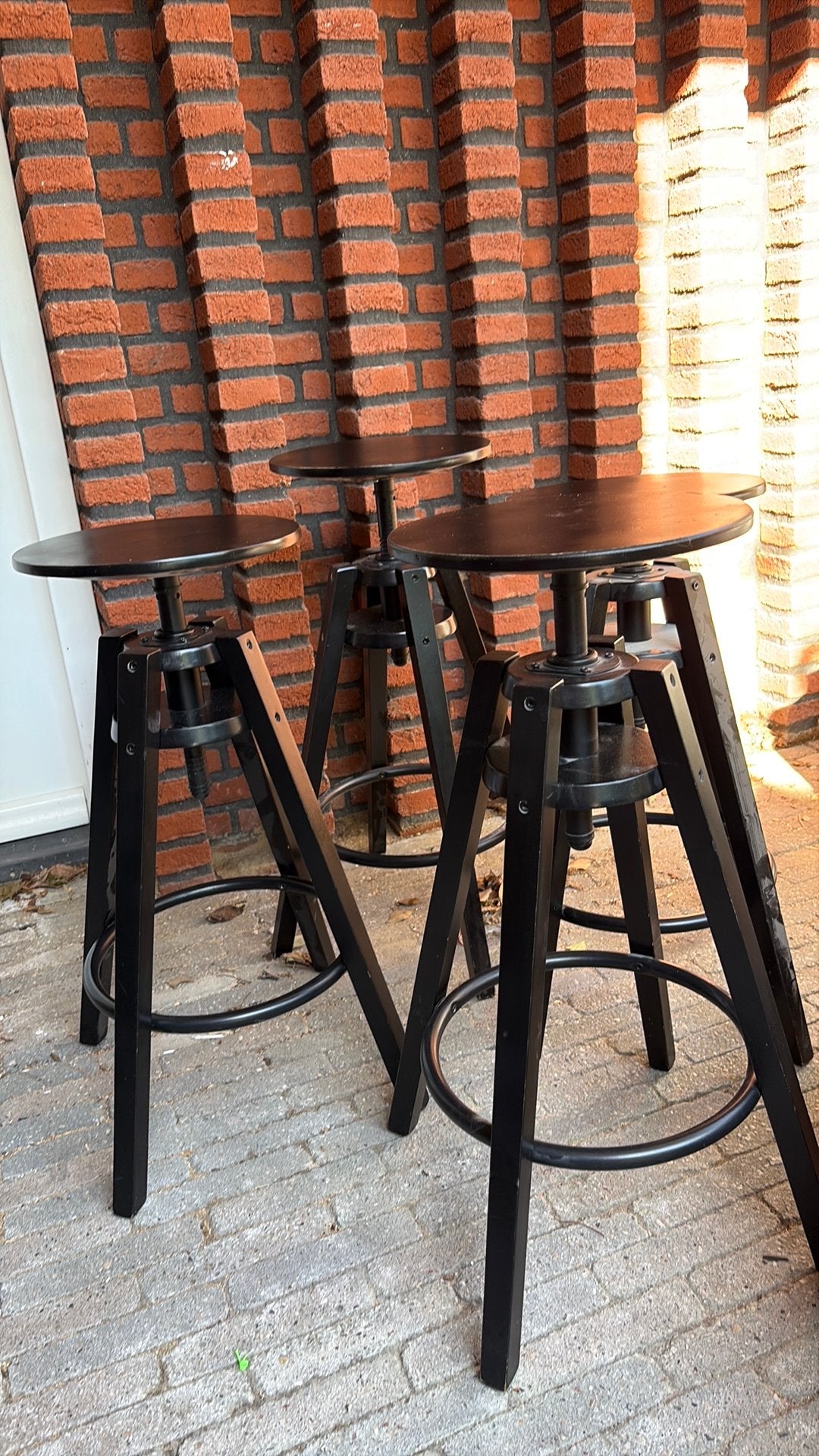 Ikea dalfred bar kruk 2 stuks, Huis en Inrichting, Barkrukken, 1 kruk, Ophalen, Gebruikt, 60 tot 90 cm