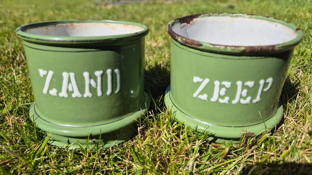 Vintage emaille voorraadpotten 'Zand' en 'Zeep', Antiek en Kunst, Antiek | Emaille, Ophalen of Verzenden