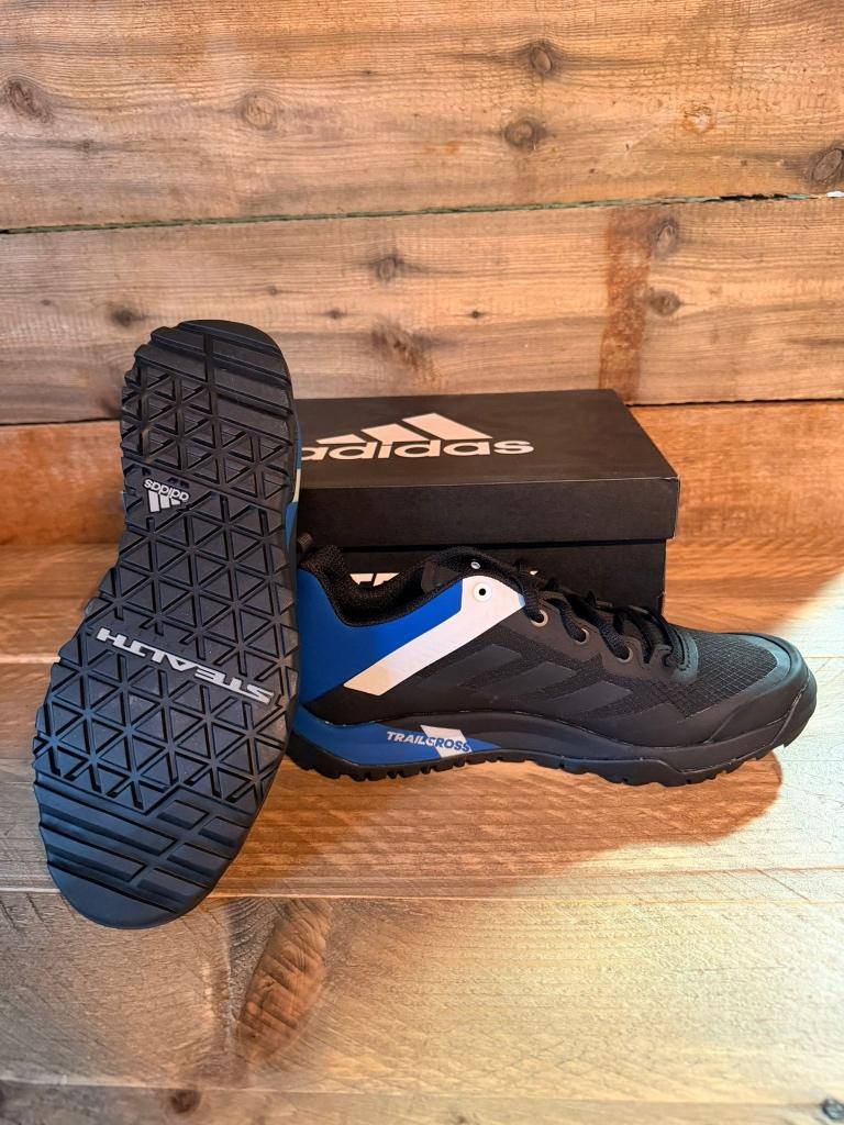 Adidas Terrex Trail Cross Protect - zwart / blauw, Fietsen en Brommers, Fietsaccessoires | Fietskleding, Nieuw, Schoenen, Overige maten