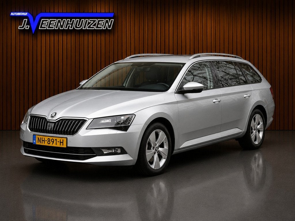 Skoda Superb Combi 1.4 TSI 150pk Ambition Business | Betr, Auto's, Skoda, Voorwielaandrijving, Stof, Gebruikt, Euro 6