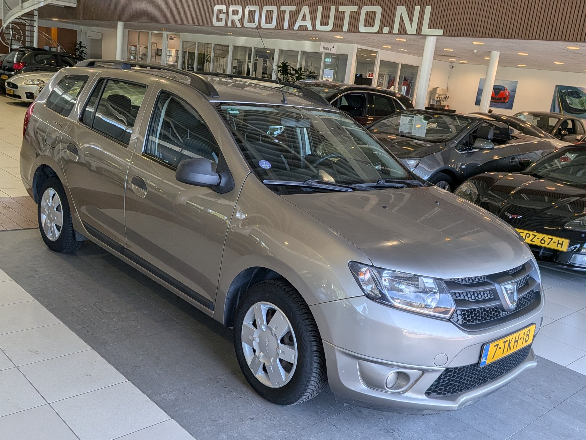 Dacia Logan MCV 0.9 TCe Ambiance Trekhaak, Airco, Cruise Con, Voorwielaandrijving, Bruin, Origineel Nederlands, Bedrijf