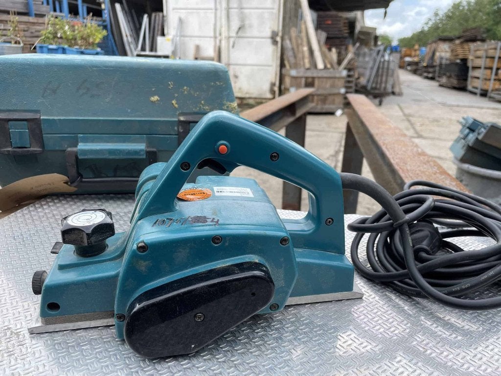 WB17 - Makita schaaf, werkend, Doe-het-zelf en Verbouw, Schaafmachines, Ophalen, Gebruikt, Elektrisch