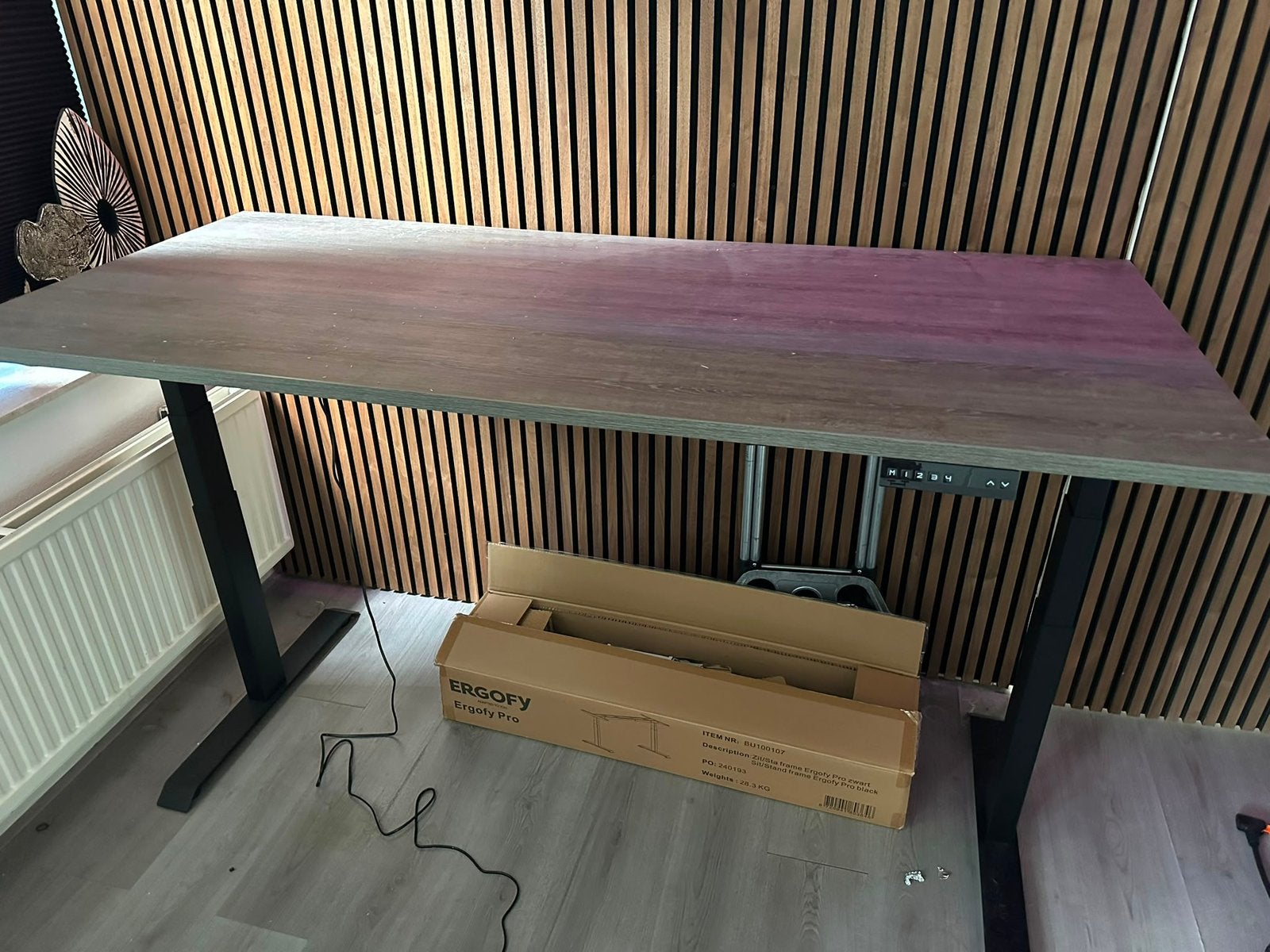 Elektrisch zit sta bureau, Huis en Inrichting, Bureaus, Ophalen, Elektrisch, Zo goed als nieuw