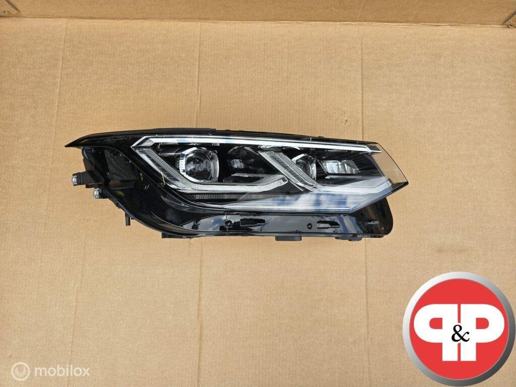 VW Tiguan 5NA Facelift Koplamp LED Links