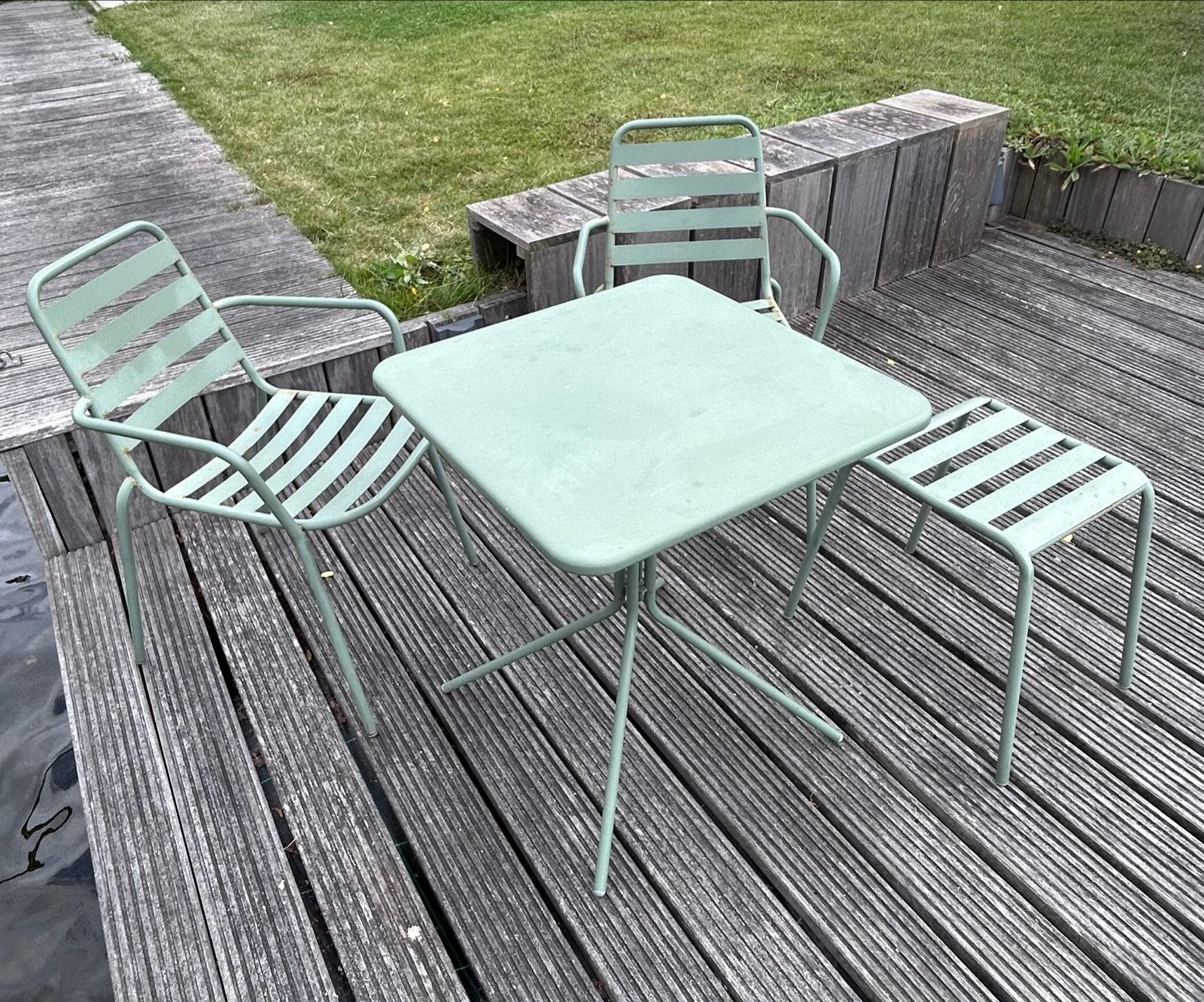 Tuinset Napels Kwantum - 2 stoelen, tafel, voetenbankje, 2 zitplaatsen, Gebruikt, Aluminium, Ophalen of Verzenden