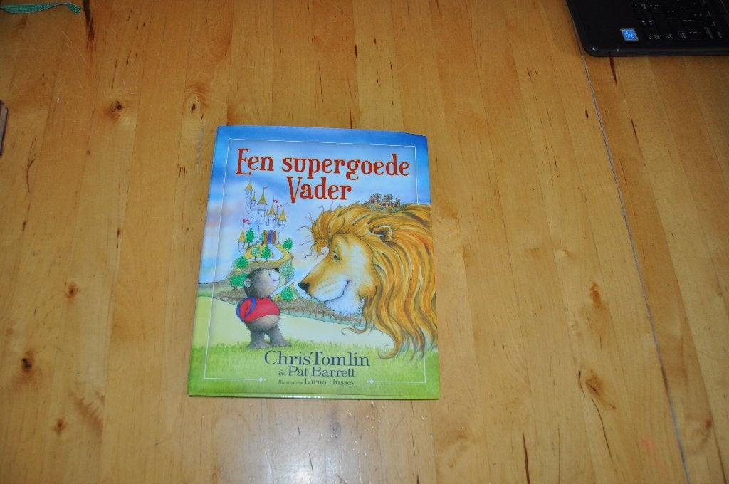 Een supergoede Vader, Chris Tomlin, Gelezen, Fictie algemeen, Jongen of Meisje, Ophalen of Verzenden