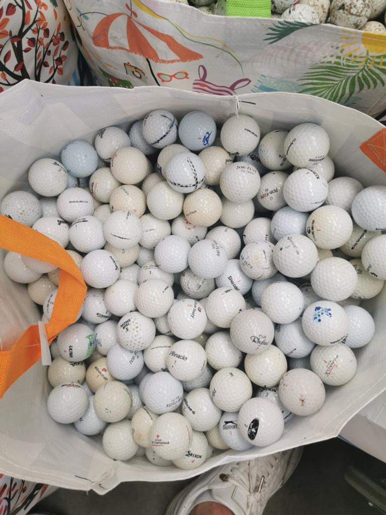 Gebruikte golfballen 100 stuks, Ophalen of Verzenden