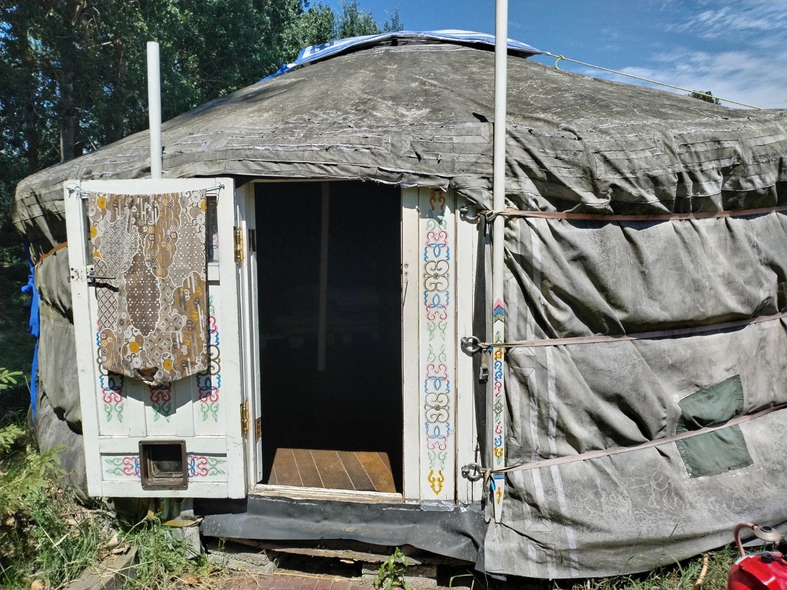 Ruime traditionele Yurt 5.80m diameter met vloer en kachel, Ophalen, Gebruikt