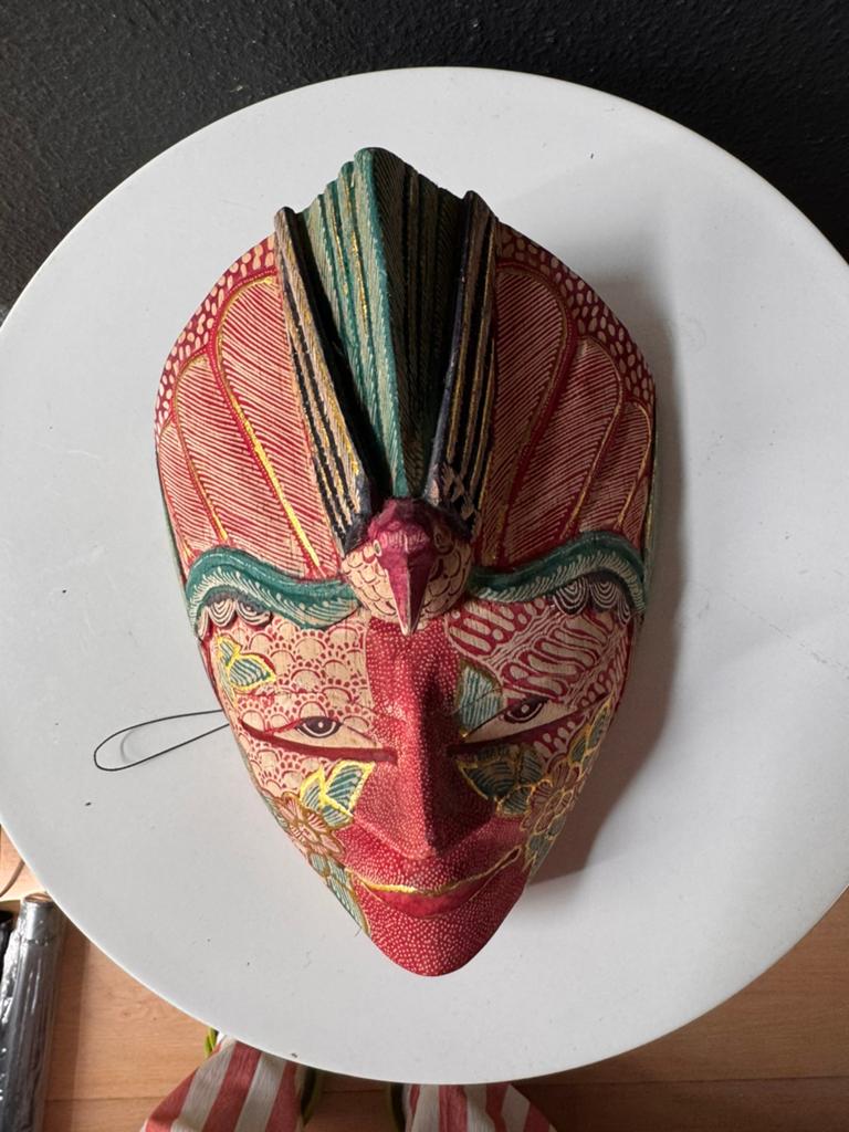 Traditionele houten maskeyuit Indonesie, Antiek en Kunst, Kunst | Niet-Westerse kunst, Ophalen of Verzenden