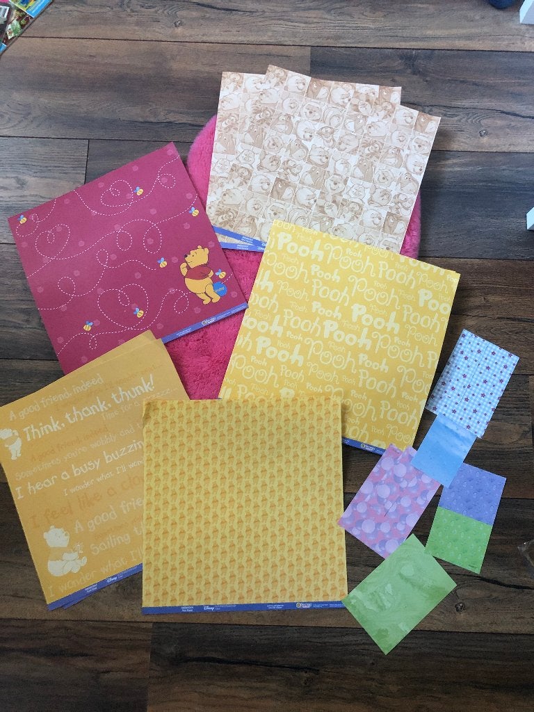 Disney Winnie the Pooh Scrapbook papier set, Ophalen of Verzenden, Nieuw, Papier of Karton, Overige merken