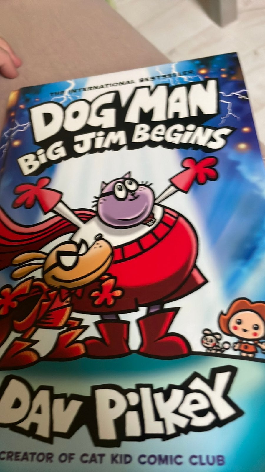 Dog man deel 13 engels, Ophalen of Verzenden, Zo goed als nieuw