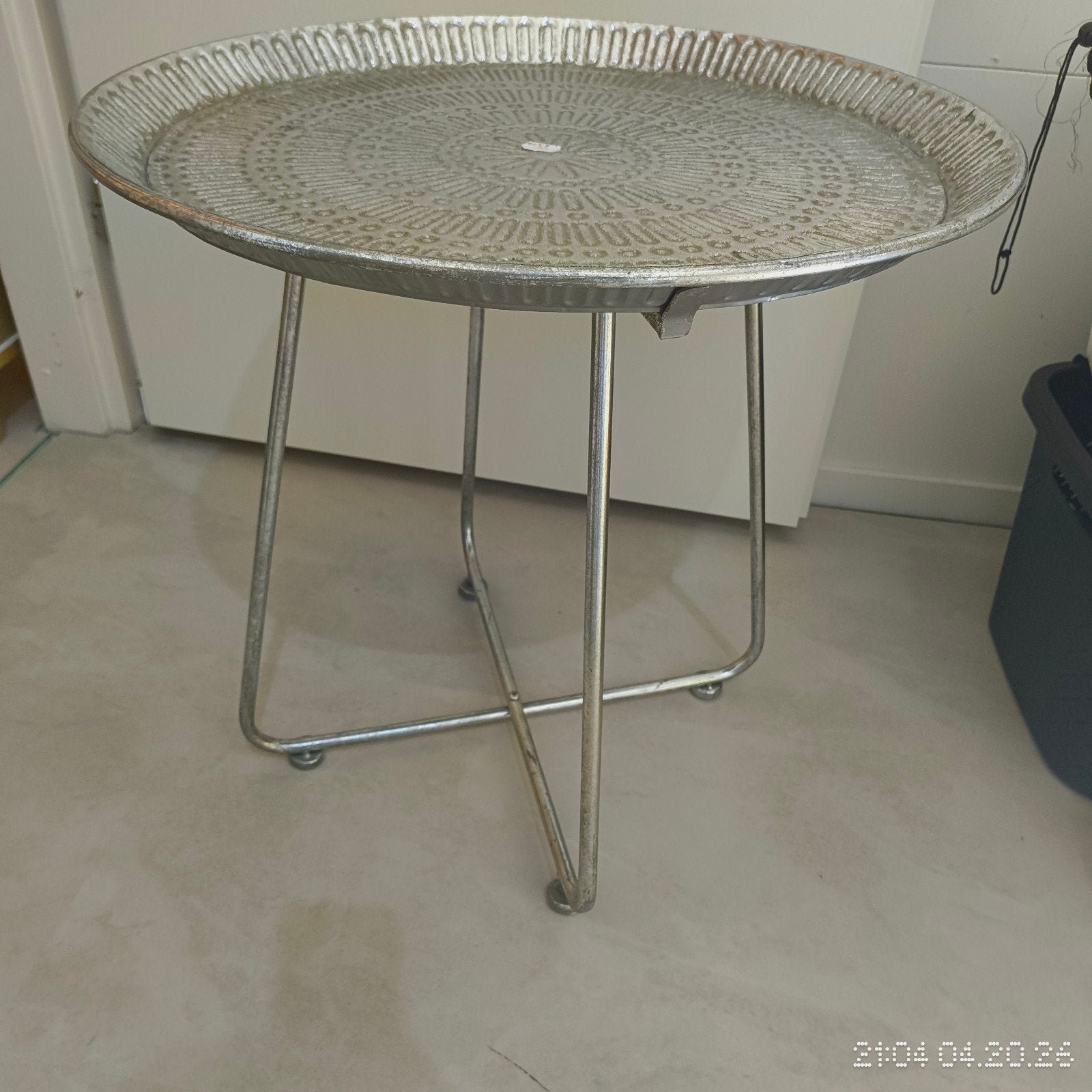 Oosters dienbladtafel/bijzettafel Xenos Nieuw, 45 tot 60 cm, Minder dan 55 cm, Metaal of Aluminium, Rond