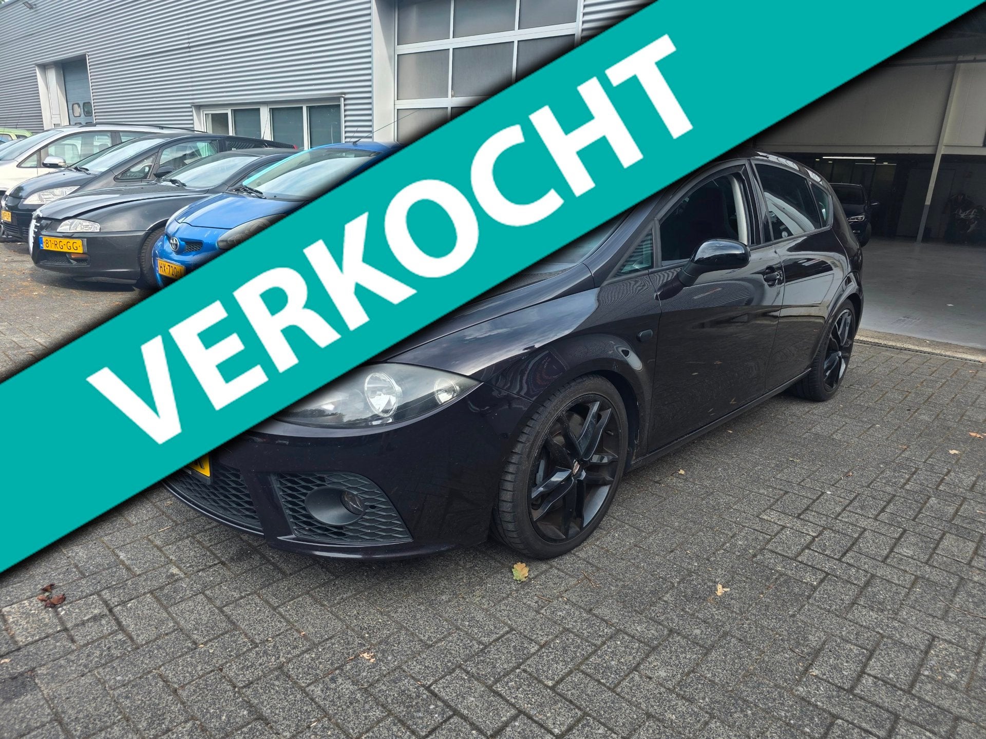Seat Leon 2.0 TFSI Cupra 300pk+, Voorwielaandrijving, Stof, Gebruikt, Zwart