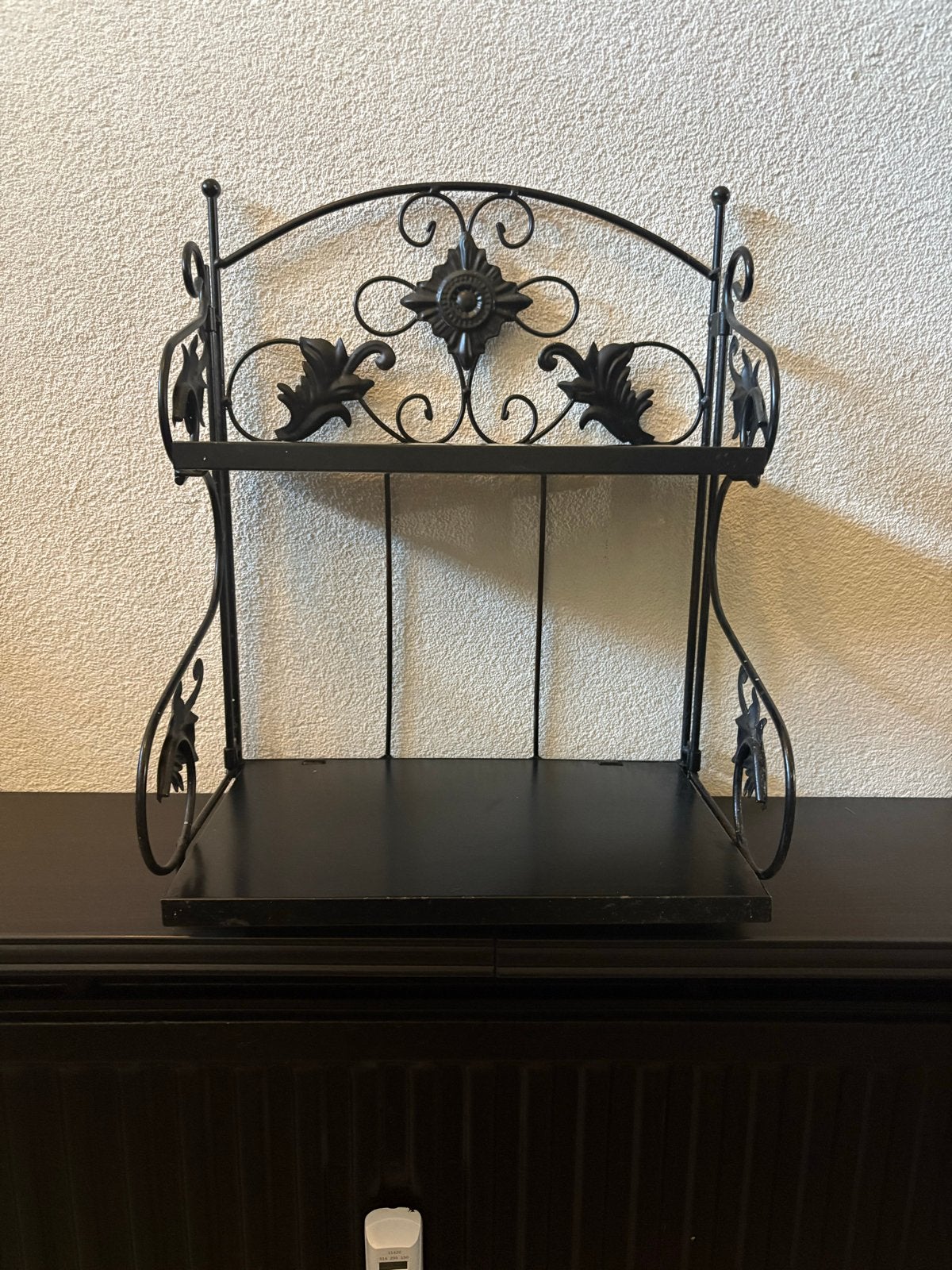 Brocante metalen wandrek - Decoratief en functioneel, Antiek en Kunst, Ophalen