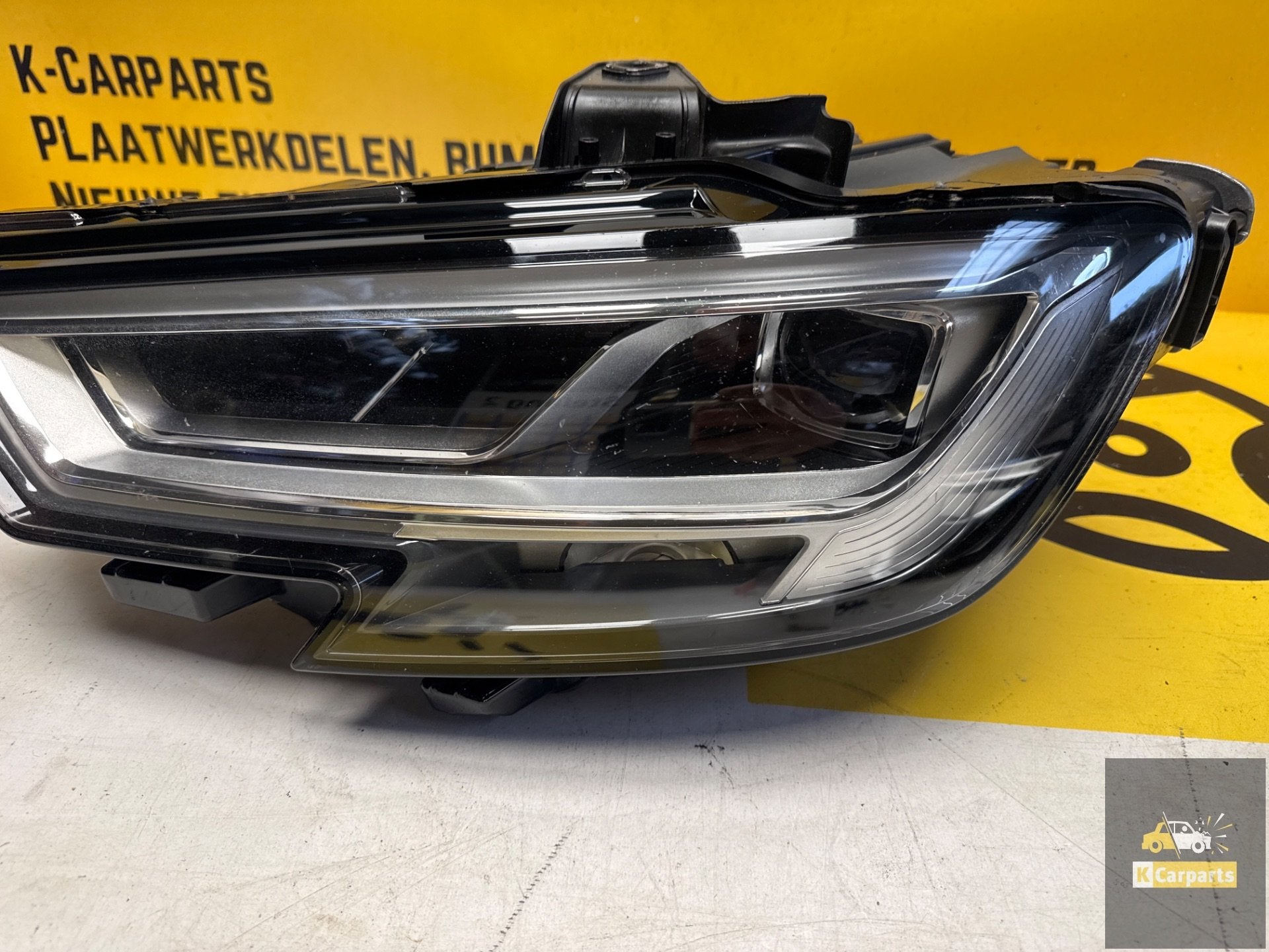 Koplamp Audi A3 8V Facelift Voll LED Links 16-20 8V0941033C, Info@fabrikant.eu, Fabrikantstraat 1
1000 AA  Amsterdam, NL, Fabrikant BV