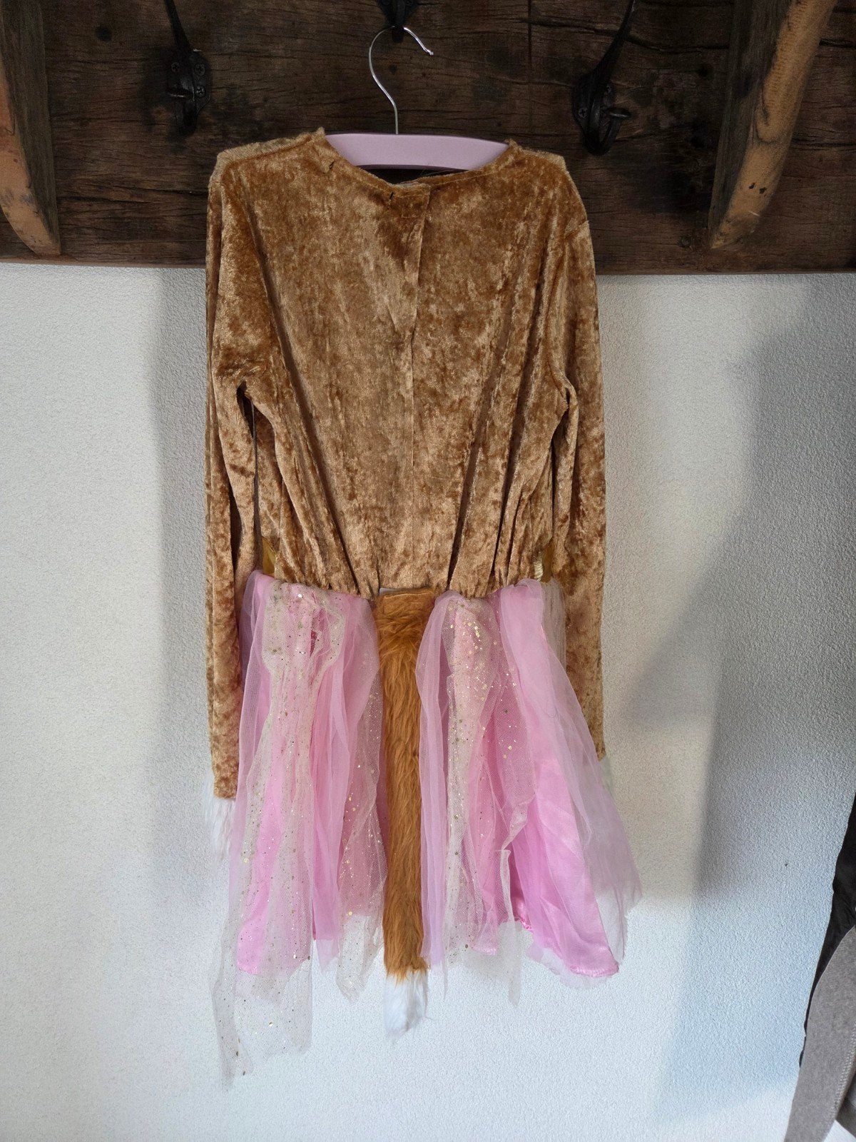 Leuk verkleedjurkje Hertje met roze tutu. Maat 134, Ophalen, Gebruikt, 134 t/m 140, Meisje