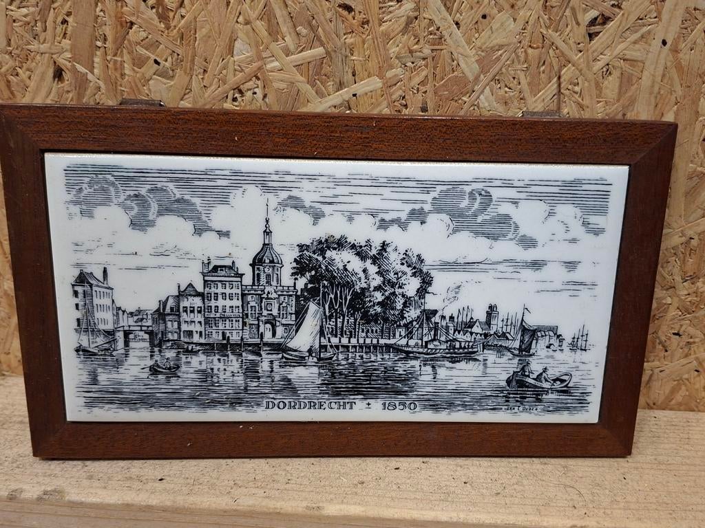 Vintage tegel ,wandtegel Dordrecht 1850, Antiek en Kunst, Antiek | Wandborden en Tegels, Ophalen of Verzenden