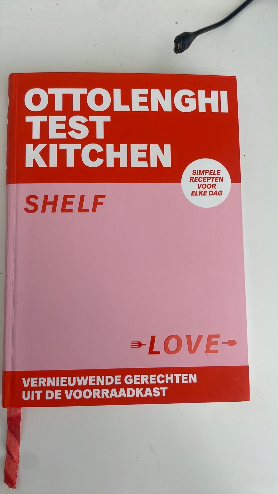 Yotam Ottolenghi - Ottolenghi Test Kitchen - Shelf Love, Ophalen of Verzenden, Zo goed als nieuw, Yotam Ottolenghi; Noor Murad