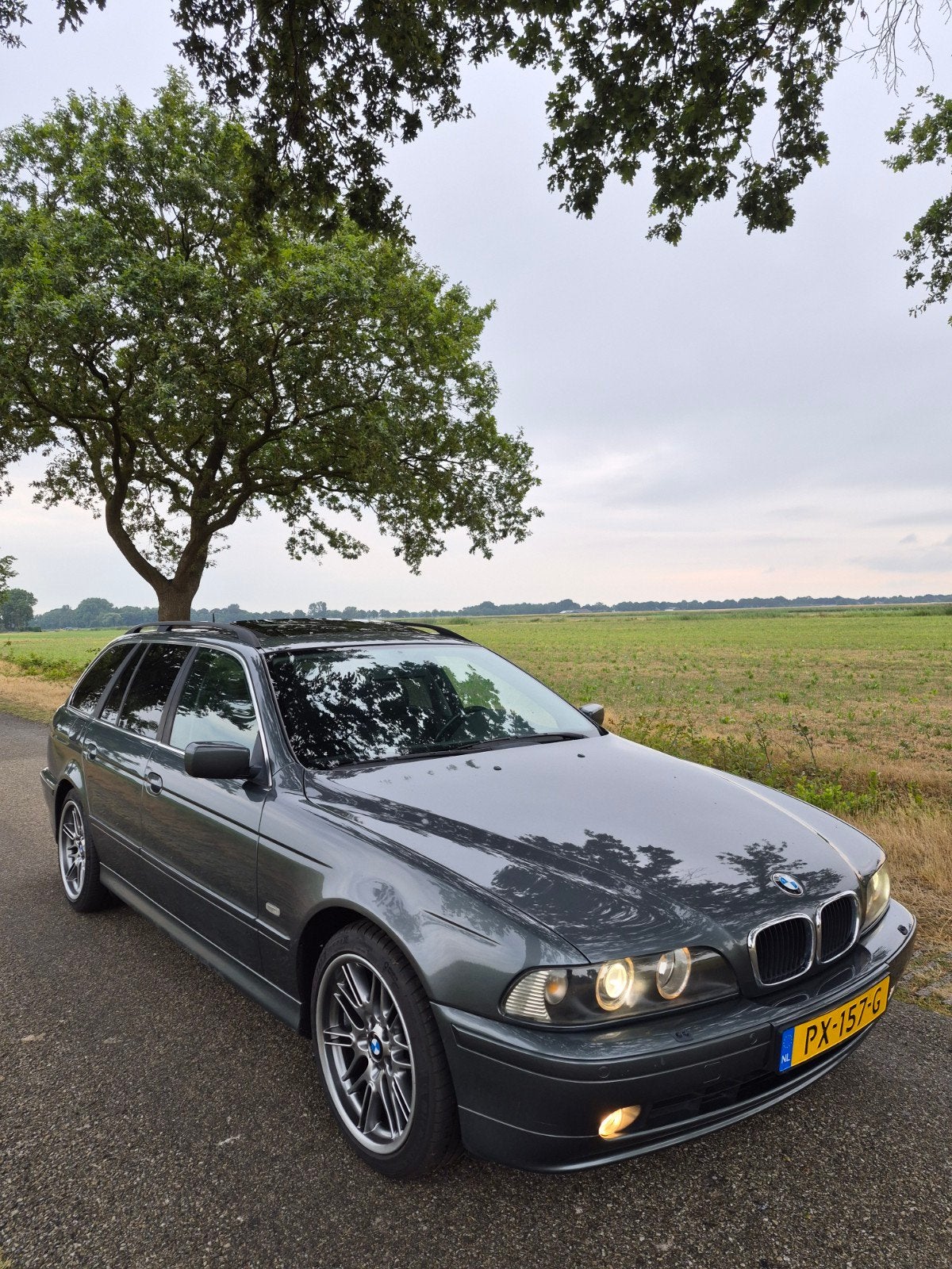 ** HEEL MOOI **  BMW 5-Serie 525i e39 Touring AUT 2003, Auto's, Automaat, Achterwielaandrijving, 1610 kg, Stationwagon