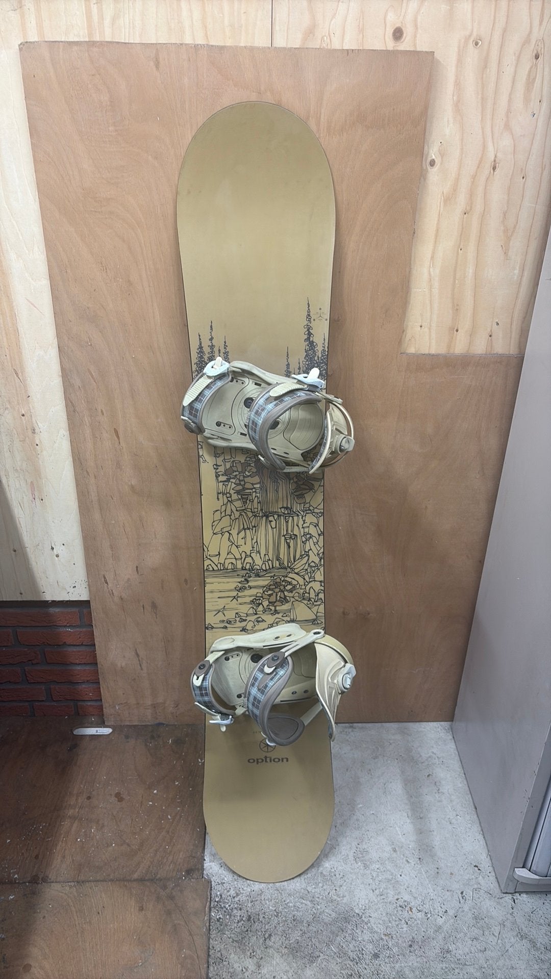 Option Kendra Starr Snowboard 148 cm – Inclusief bindingen, Ophalen of Verzenden, Zo goed als nieuw, Board