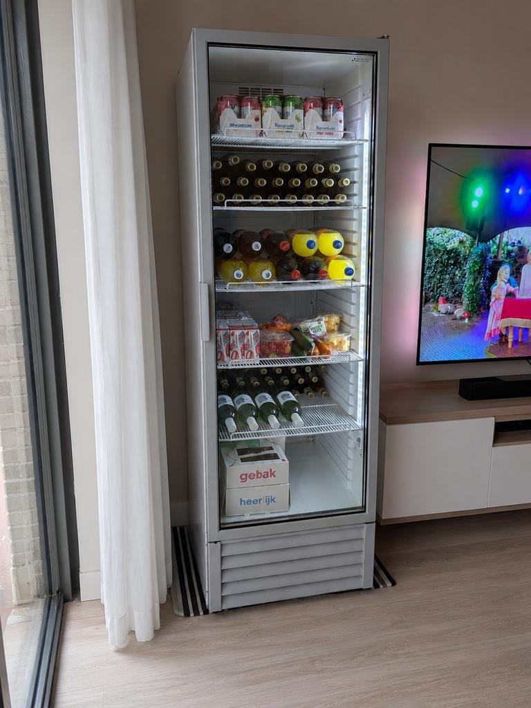 Te huur, horecakoelkast, boxen, statafel met led verlicht,, Ophalen of Verzenden