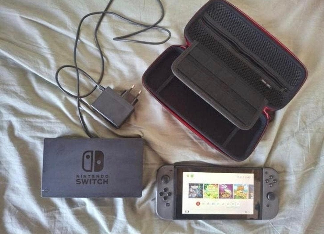 Nintendo Switch 1 met accessoires, Spelcomputers en Games, Ophalen of Verzenden, DS Lite