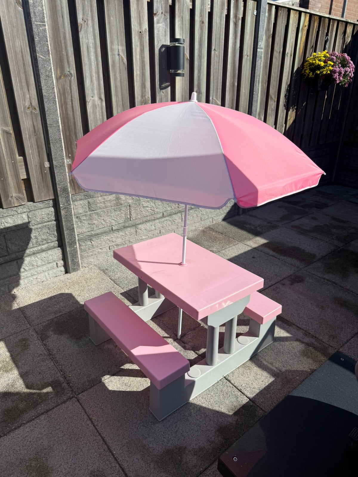 Picknicktafel kind//tuintafel, Ophalen, Zo goed als nieuw, Rechthoekig, Overige materialen