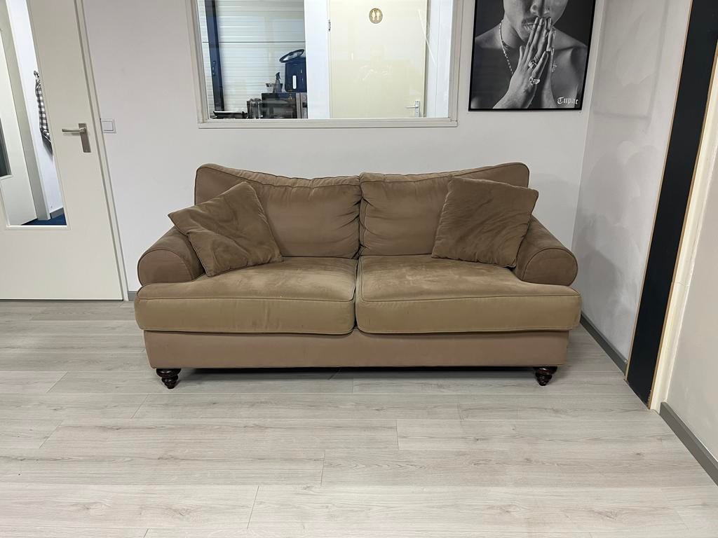 Comfortabele 2-zits bank in beige stof, Ophalen, Gebruikt, 150 tot 200 cm, Tweepersoons