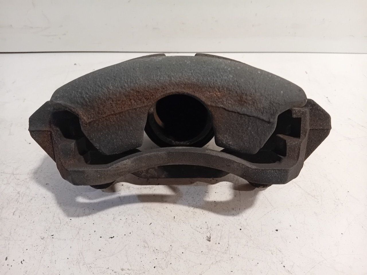 Remklauw rechts voor Audi A3, Auto-onderdelen, Onderdelen@venauto.nl, Van der Ven Autorecycling B.V., Gebruikt, Ettenseweg 76, 4706 PB Roosendaal, The Netherlands