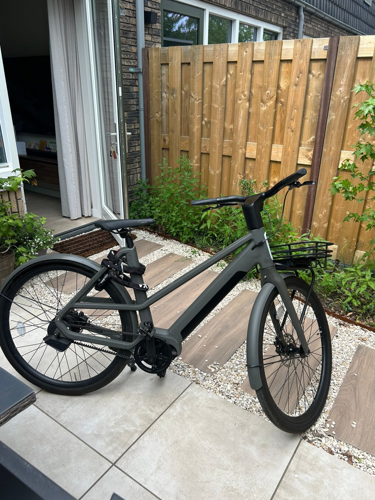 Veloretti Ivy Two Pro (630 km) + accesoires, Minder dan 10 versnellingen, 56 cm of meer, Zo goed als nieuw, Ophalen
