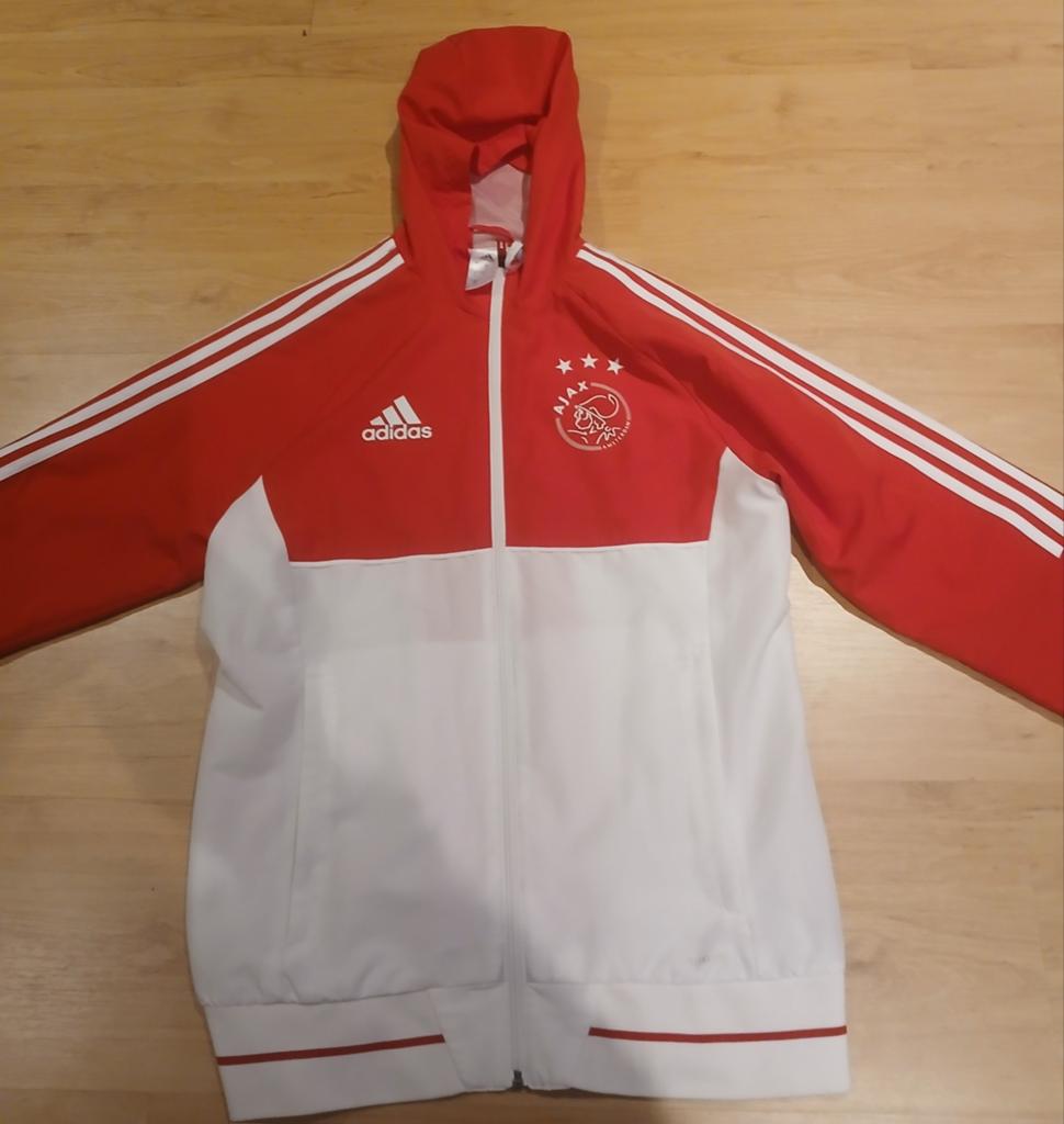 AJAX ADIDAS TRAININGS JACK
MAAT S, Ophalen of Verzenden, Zo goed als nieuw, Adidas, Voetbal
