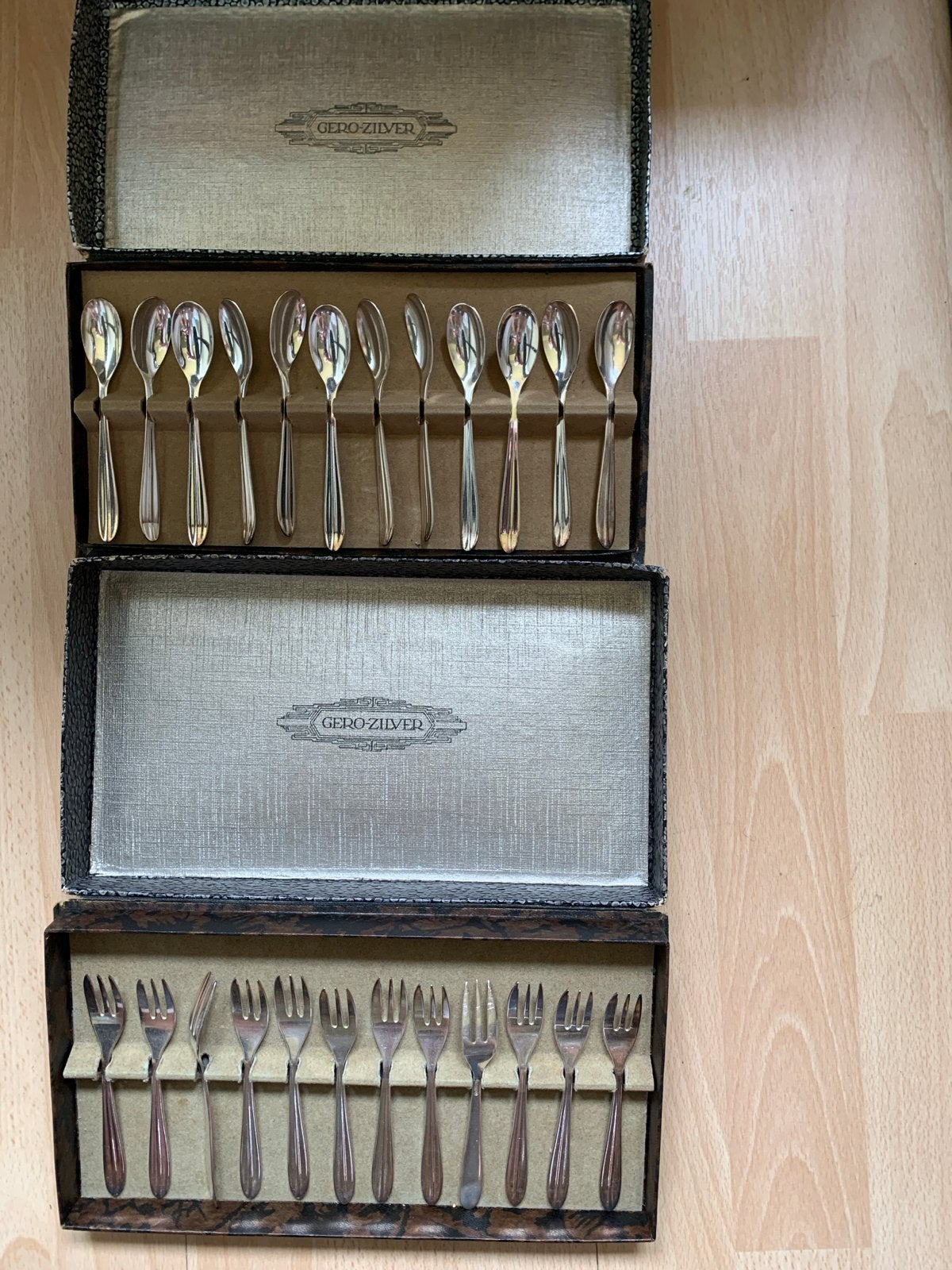 Vintage Gero-Zilver bestekset: 12 lepels en 12 vorken, Antiek en Kunst, Antiek | Bestek, Ophalen of Verzenden