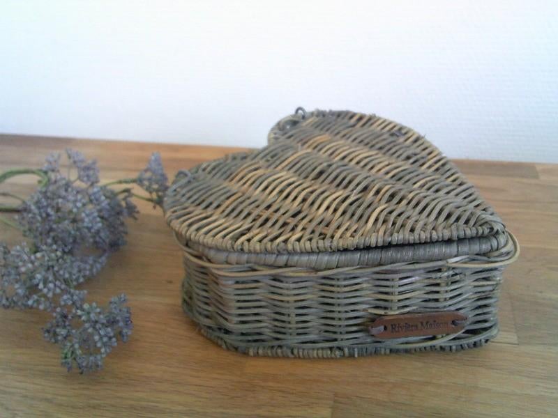 Riviera Maison Rieten hart opbergmandje klein met vakjes, Huis en Inrichting, Gebruikt, Mand, Ophalen of Verzenden, Riet