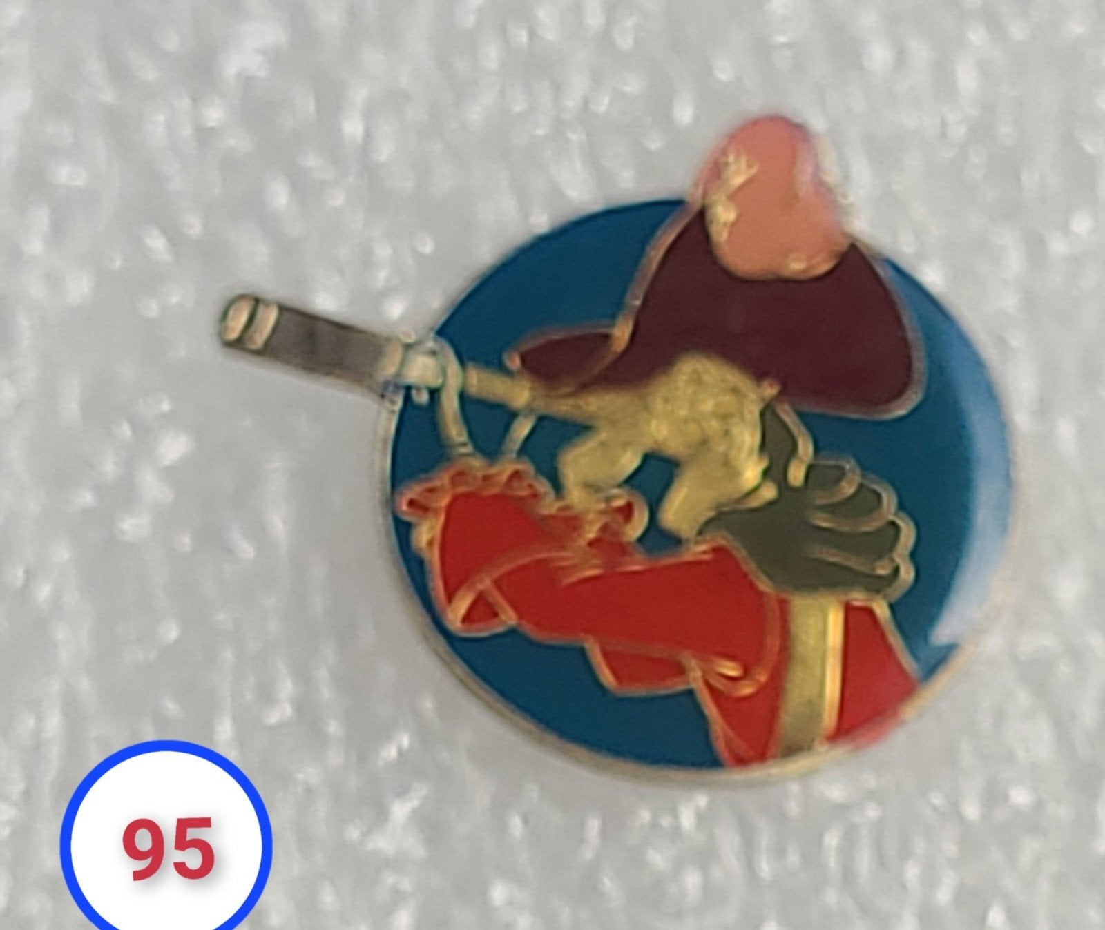 Vintage Pin: Piraat met Verrekijker Captain Haak, Verzenden