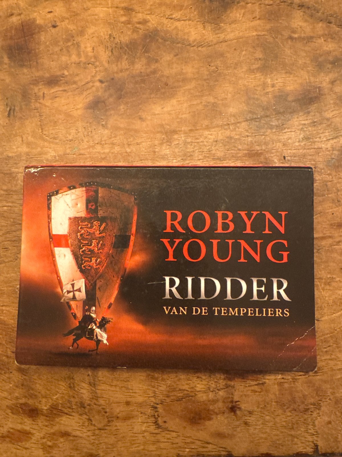 Ridder van de Tempeliers - Robyn Young (Dwarsligger), Boeken, Ophalen of Verzenden, Gelezen