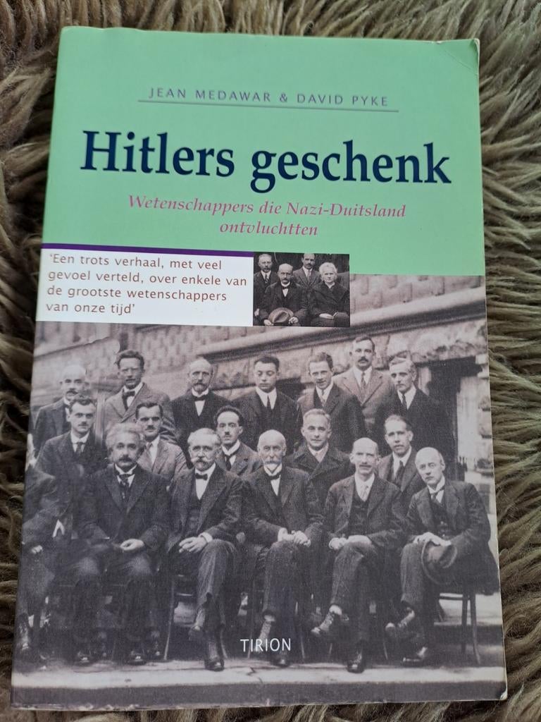 Hitlers Geschenk, Ophalen of Verzenden, 20e eeuw of later, Gelezen, Jean Medawar & David Pyke