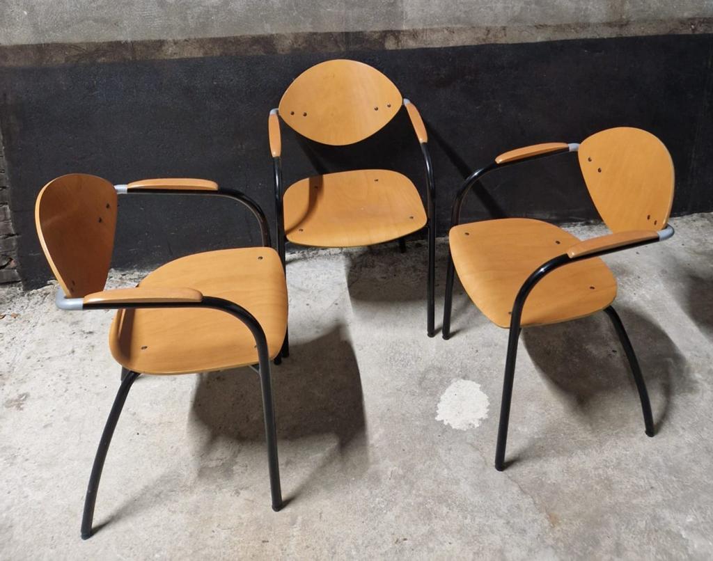 18 x Vepa vergaderstoelen hout kantine kantoor stoelen cafe, Bruin, Ophalen of Verzenden, Zo goed als nieuw, Vijf, Zes of meer stoelen