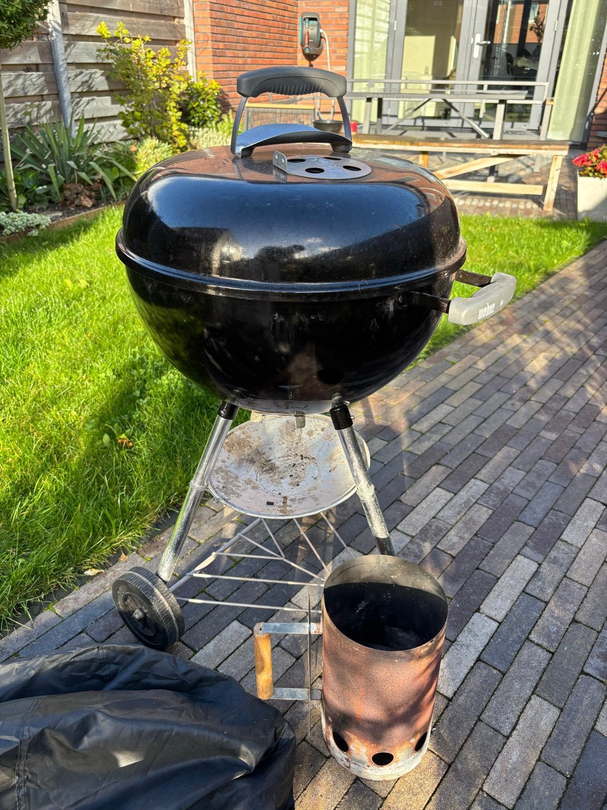 Weber Kettle BBQ met hoes, thermostaat en starter, Tuin en Terras, Ophalen, Zo goed als nieuw, Met accessoires