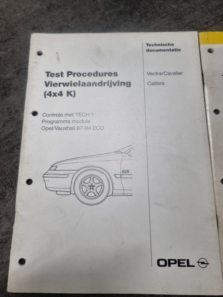 3 Technische boeken Opel Vectra en Calibra A 4x4, Ophalen of Verzenden