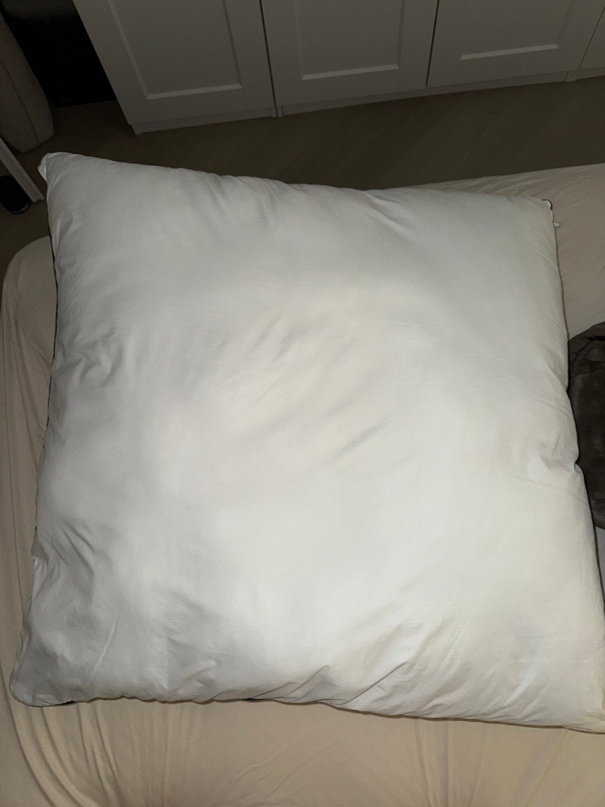 Nieuw Emma kussen 80x80 cm - Nooit gebruikt!, Huis en Inrichting, Ophalen, Overige merken, Wit, Zo goed als nieuw