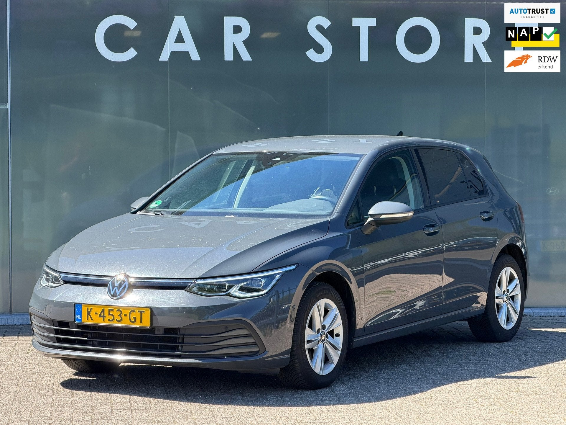 Volkswagen Golf 1.0 TSI Life Business CARPLAY | NAVI, Auto's, Voorwielaandrijving, Stof, Gebruikt, Origineel Nederlands