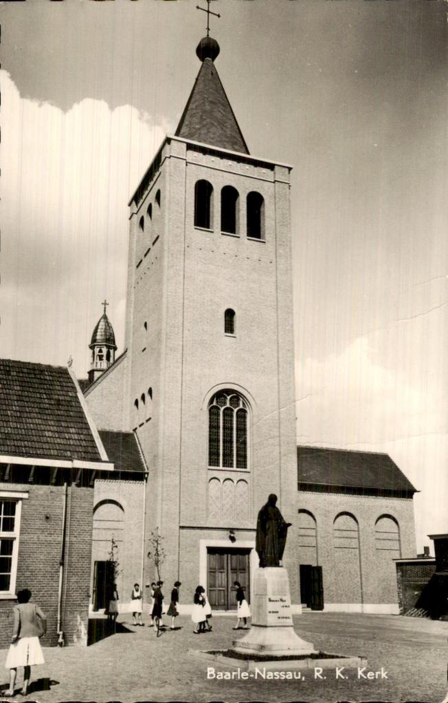 Baarle-Nassau Kerk, Ophalen of Verzenden, Voor 1920, Zuid-Holland