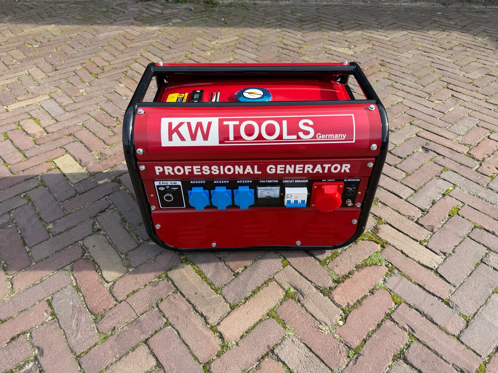 Nieuwe KW TOOLS KW8500 Benzine Generator - 220V/380V, Ophalen, Nieuw, Minder dan 5 kVA, Benzine