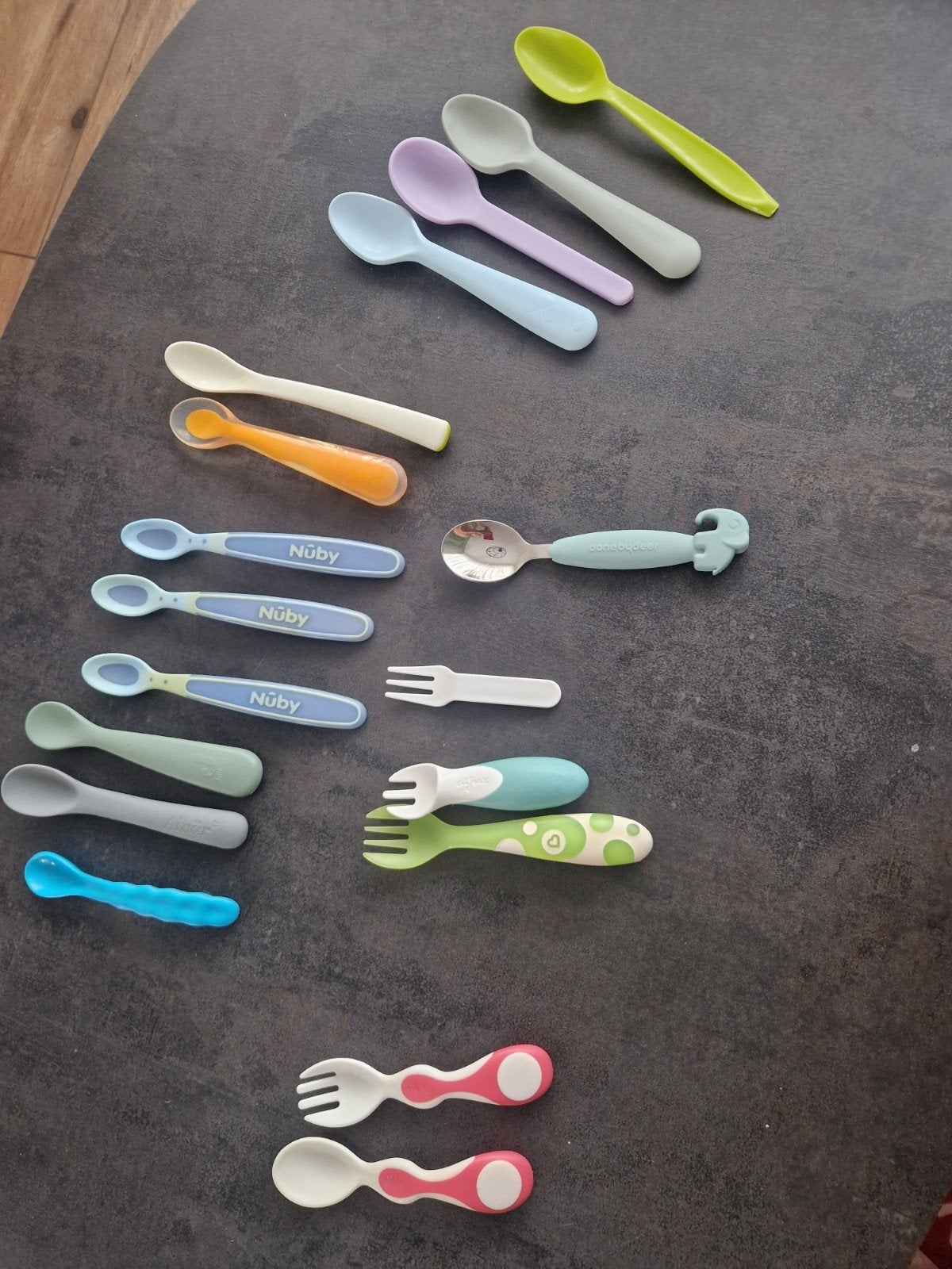Grote set baby bestek: lepels en vorkjes, Kinderen en Baby's, Ophalen of Verzenden, Gebruikt