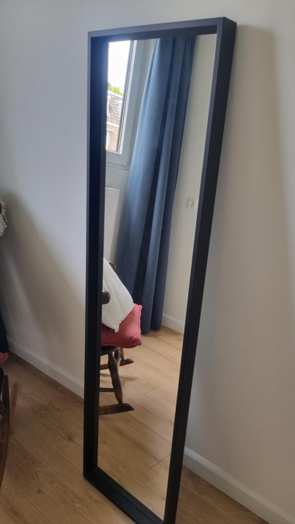 IKEA NISSEDAL spiegel, zwart, 40x150 cm, Huis en Inrichting, Woonaccessoires | Spiegels, Ophalen, Minder dan 50 cm, 100 tot 150 cm