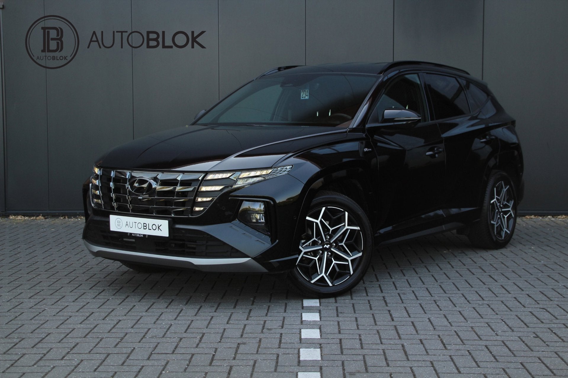 Hyundai Tucson 1.6 T-GDI PHEV N Line 4WD | plug-in hybride |, Auto's, Gebruikt, Zwart, 4 cilinders, Zwart