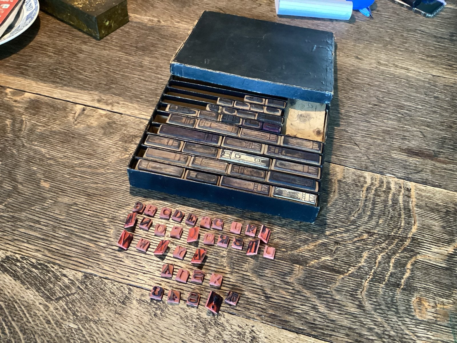 Vintage Stempelset met Letters, Cijfers en Afbeeldingen €15, Ophalen of Verzenden, Gebruikt